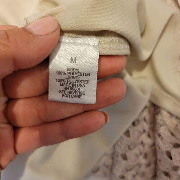 Dressbarn blouse  - Picture 6 of 8